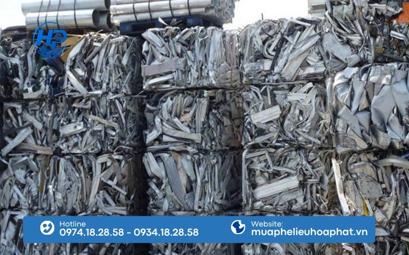 Thu mua phế liệu chuyên nghiệp giá cao tại Hà Nội